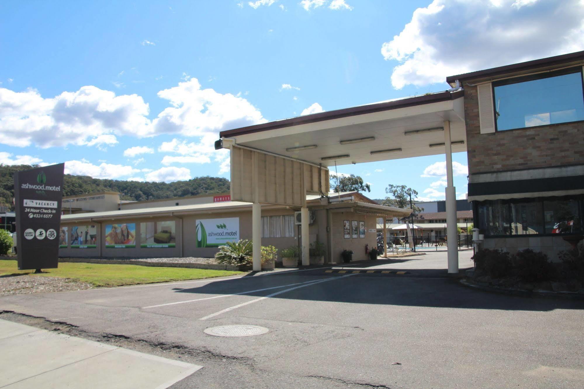 Ashwood Motel Госфорд Екстериор снимка