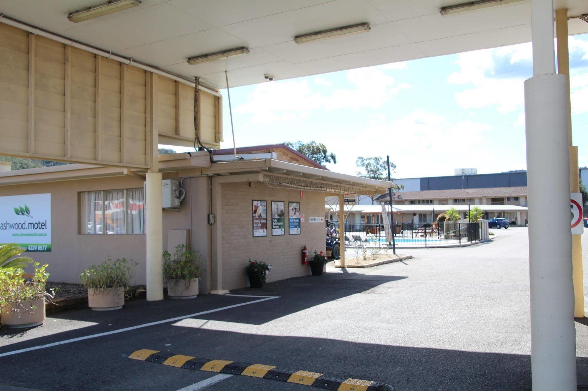Ashwood Motel Госфорд Екстериор снимка
